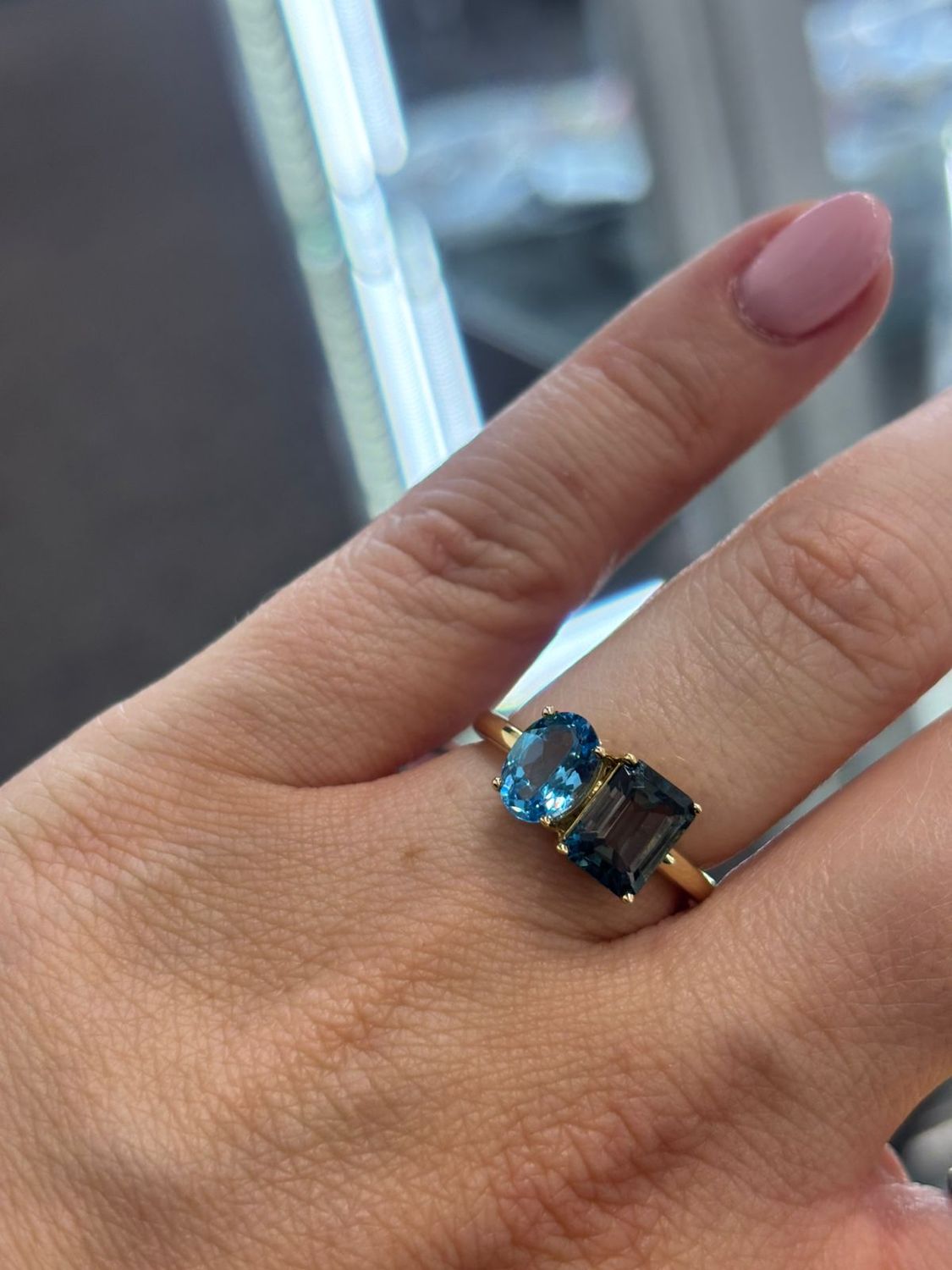​Anillo Topacio Azul y Topacio London Blue