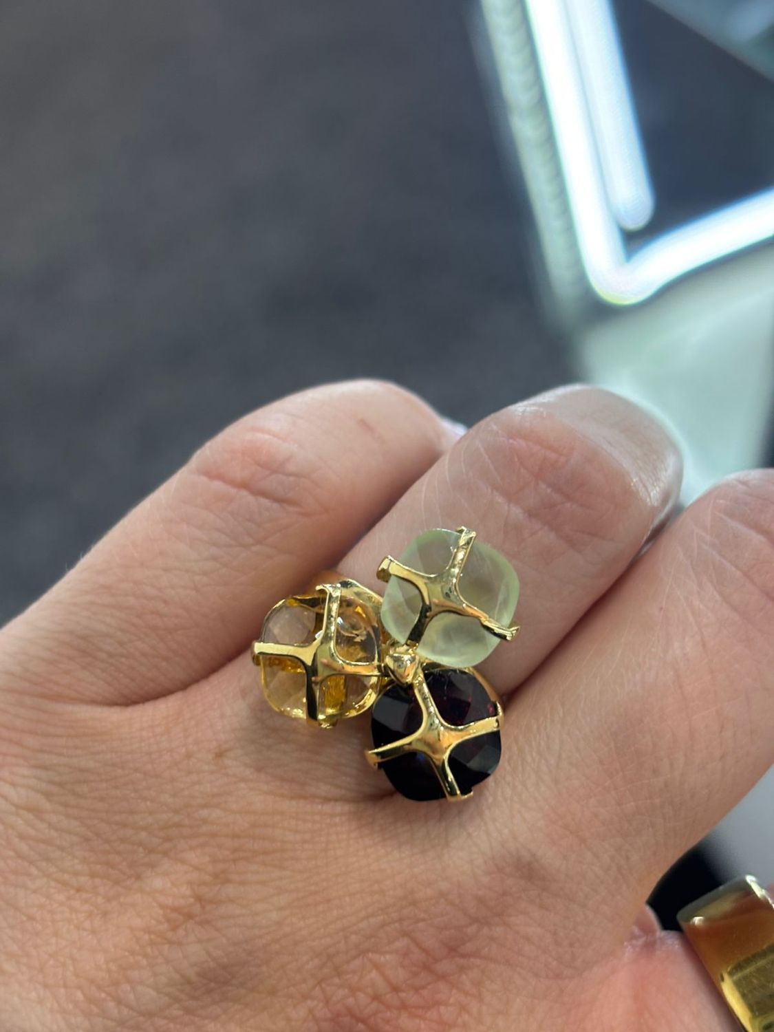 ​Anillo Amatista Verde, Citrina y Granate
