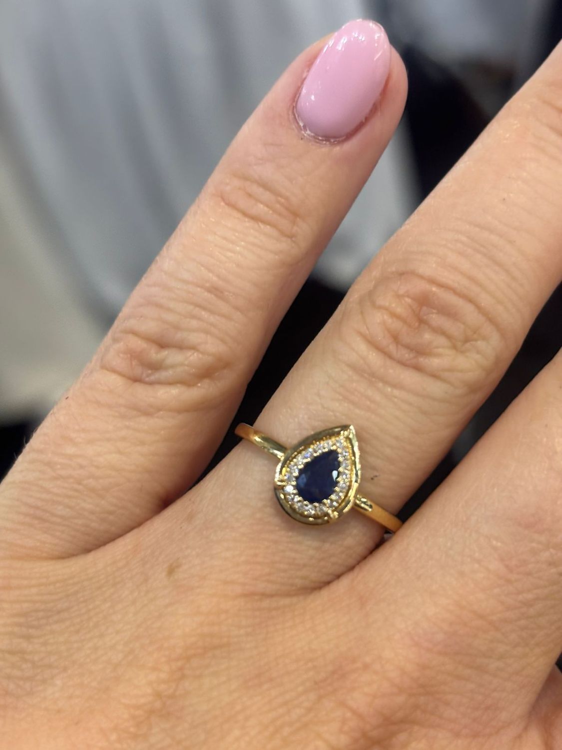 ​Anillo Zafiro y Diamantes