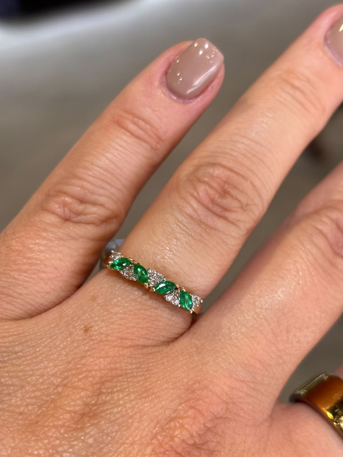 Anillo Esmeraldas y Diamantes
