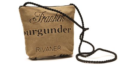Kleine Schultertasche - Deutsches Weindesign Kleine Schultertasche - Deutsches Weindesign