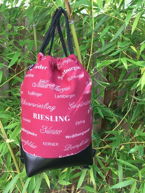 Turnbeutel-Rucksack - Deutsche Rebsorten, Farbe: weinrot
