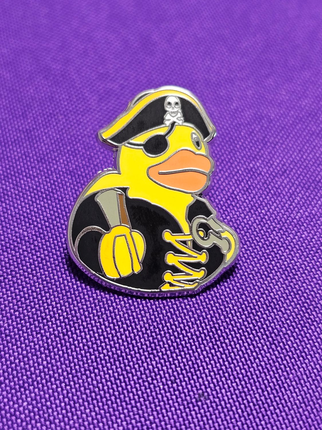 Metal Lapel McQuackins Pin (small)