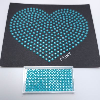 Shaved Ice Mint Hotfix Rhinestones