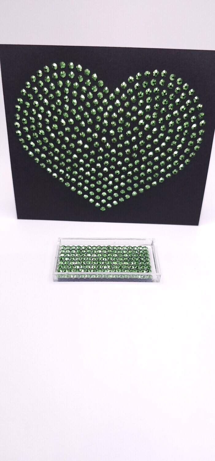 Green Chrome Hotfix Rhinestones – Metallic Green Glass SS10