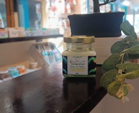 Jam&amp;nilla 4oz Candle