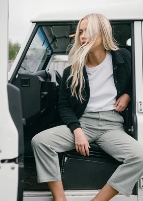 Relaxo Tee