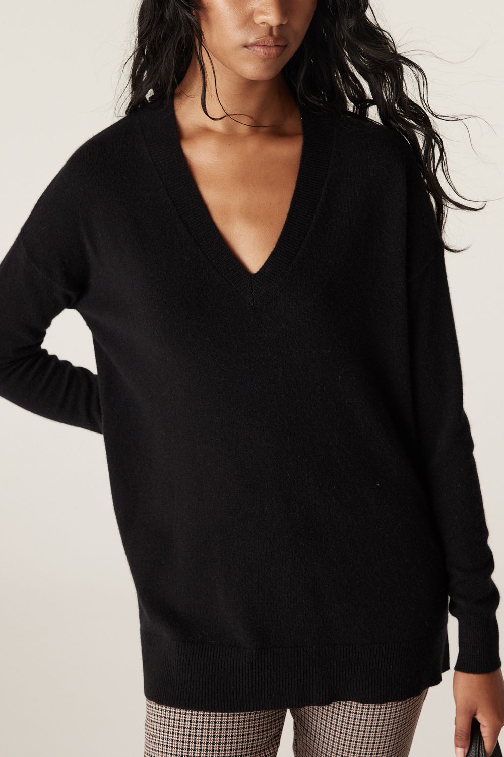 Cashwool V Jumper - Black, Colour: Black, Size: XSmall