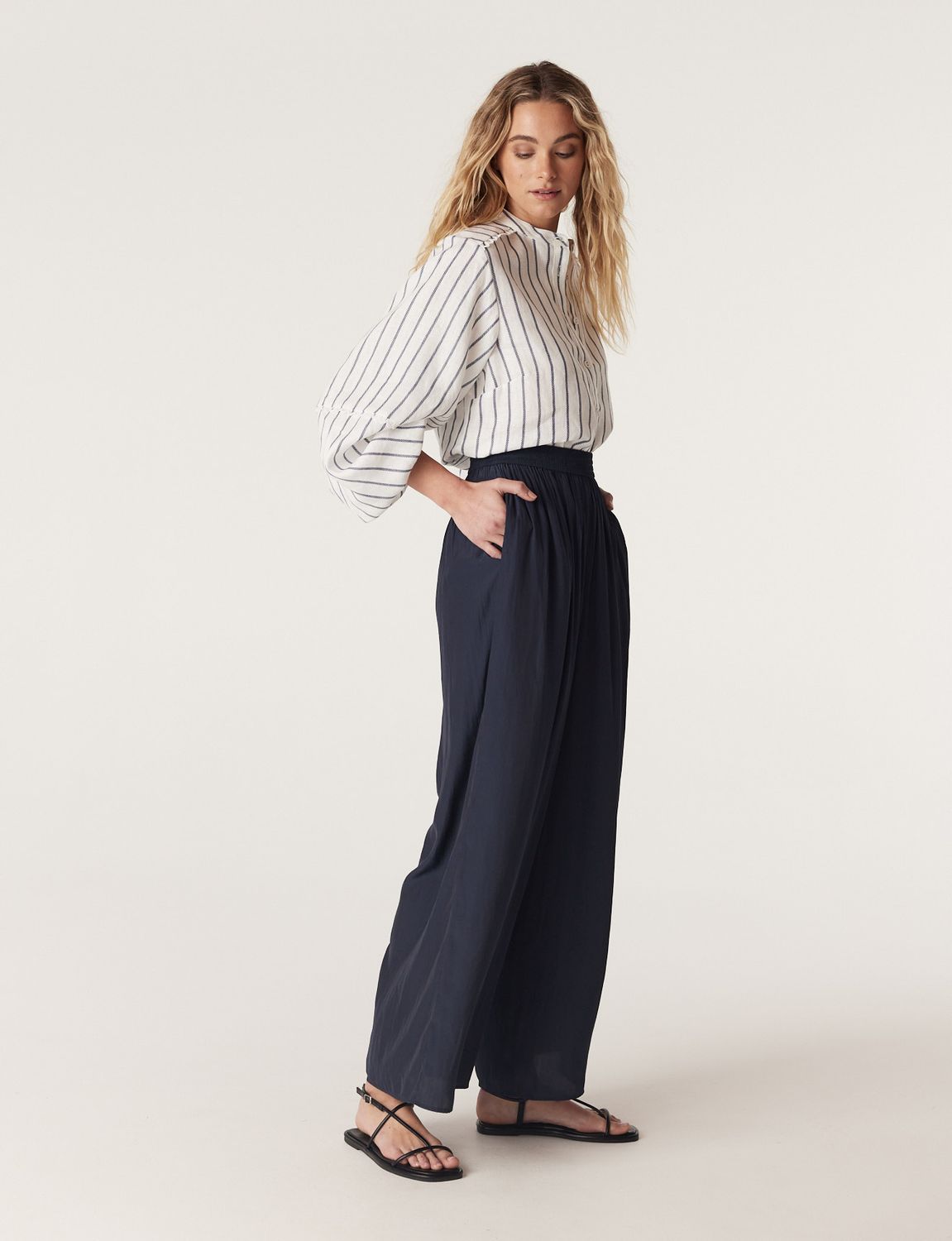 Avondale Linen Blouse