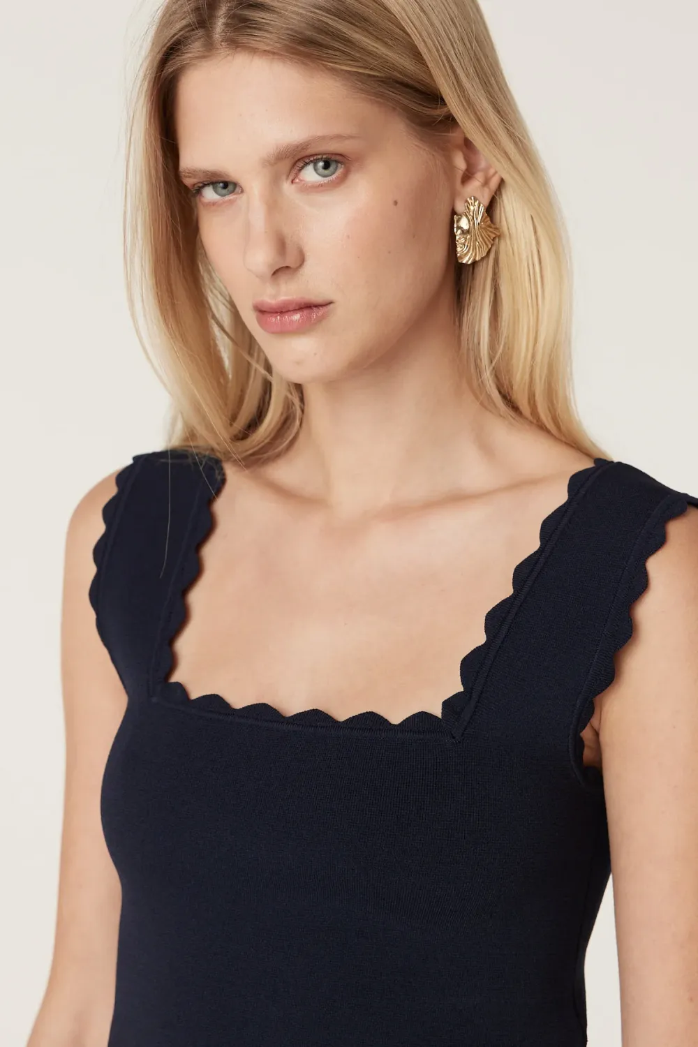 Villa Scallop Tank