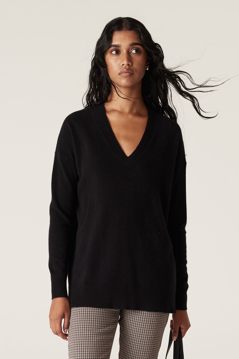 Cashwool V Jumper - Black