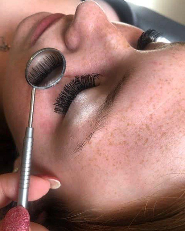 Volume lash extensions online course