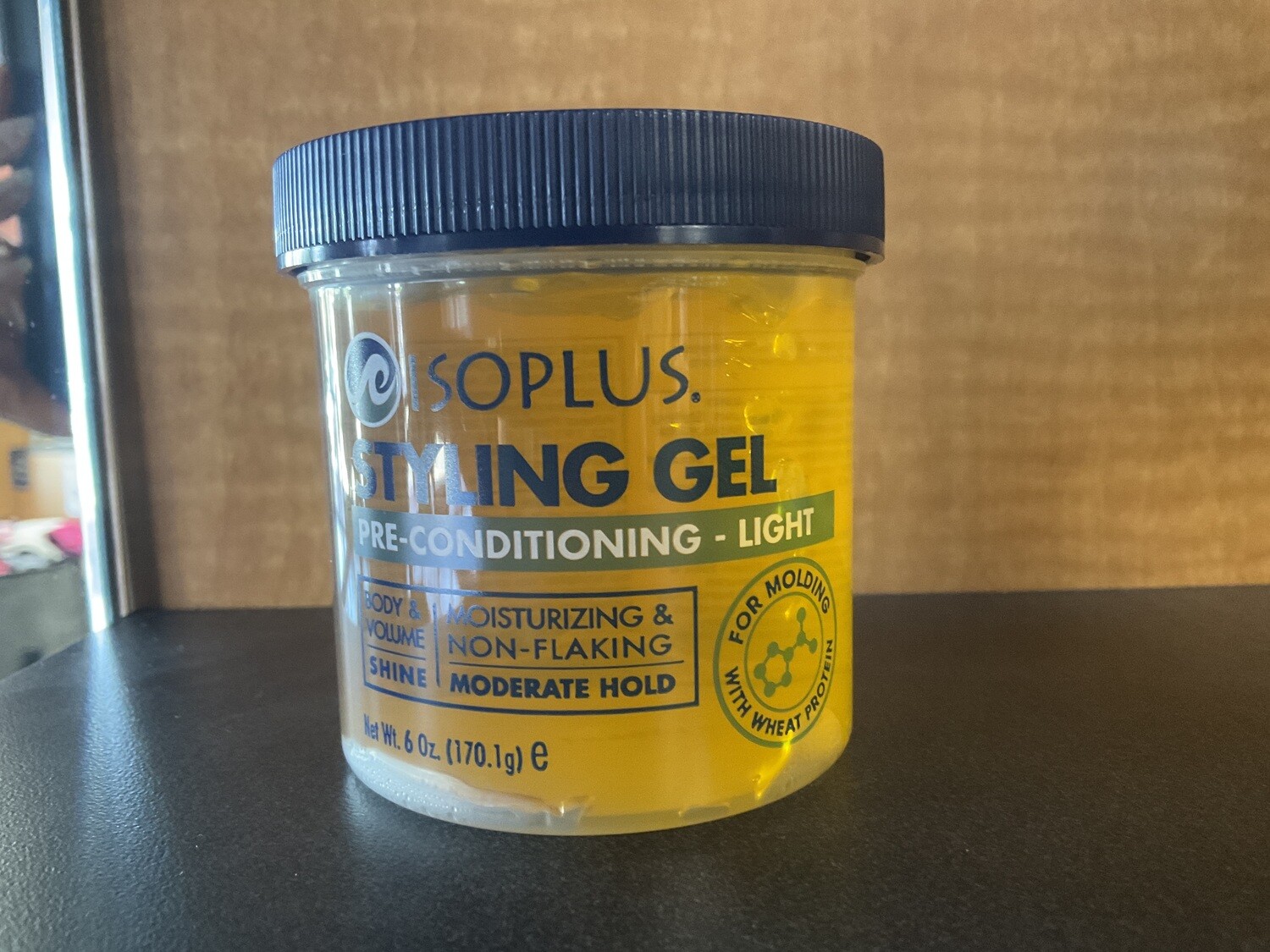 Isoplus Styling Gel Pre-Conditioning Light 6 oz