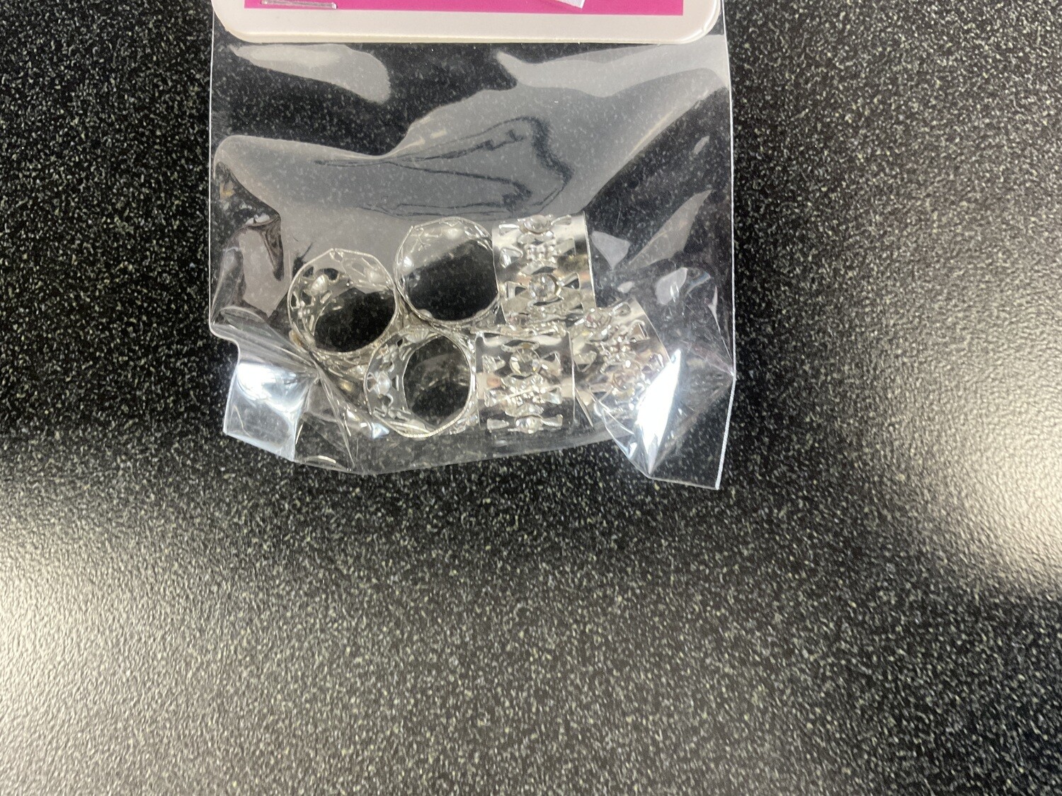 Dream World Filigree Hair Tube Rhinestone Silver Color