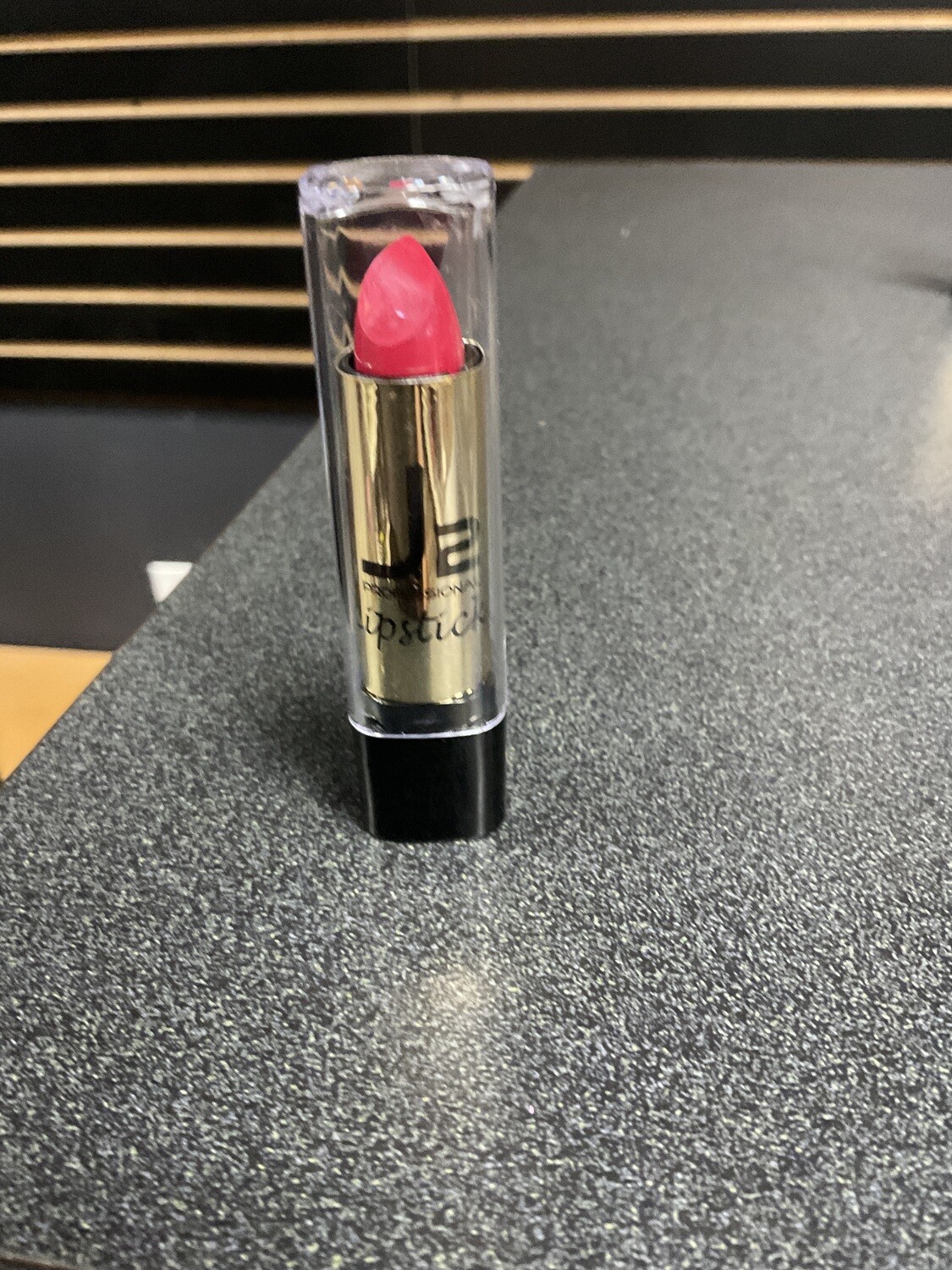 J2 Lipstick Fuchsia Fusion