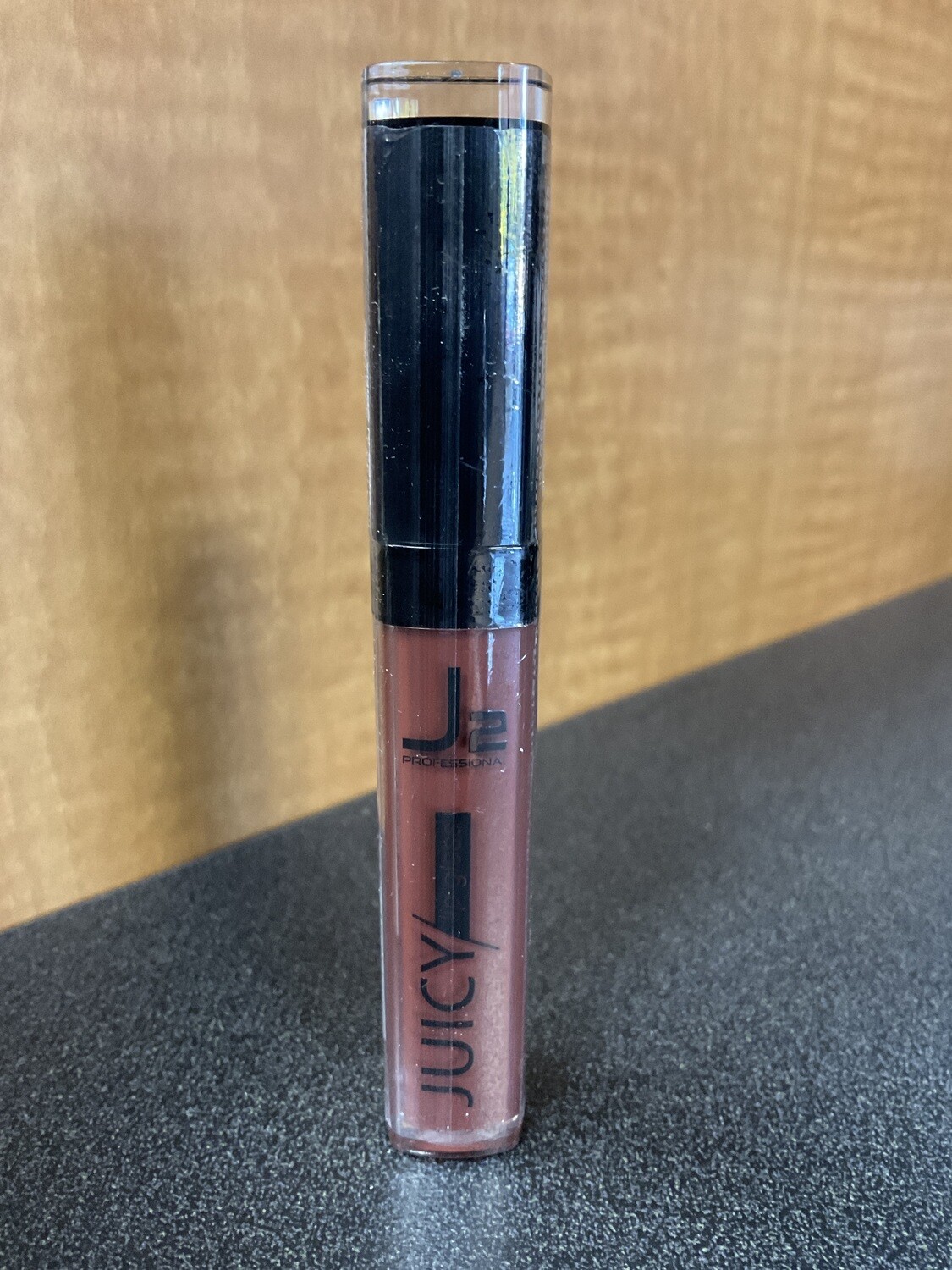 J2 lip gloss Chocolate