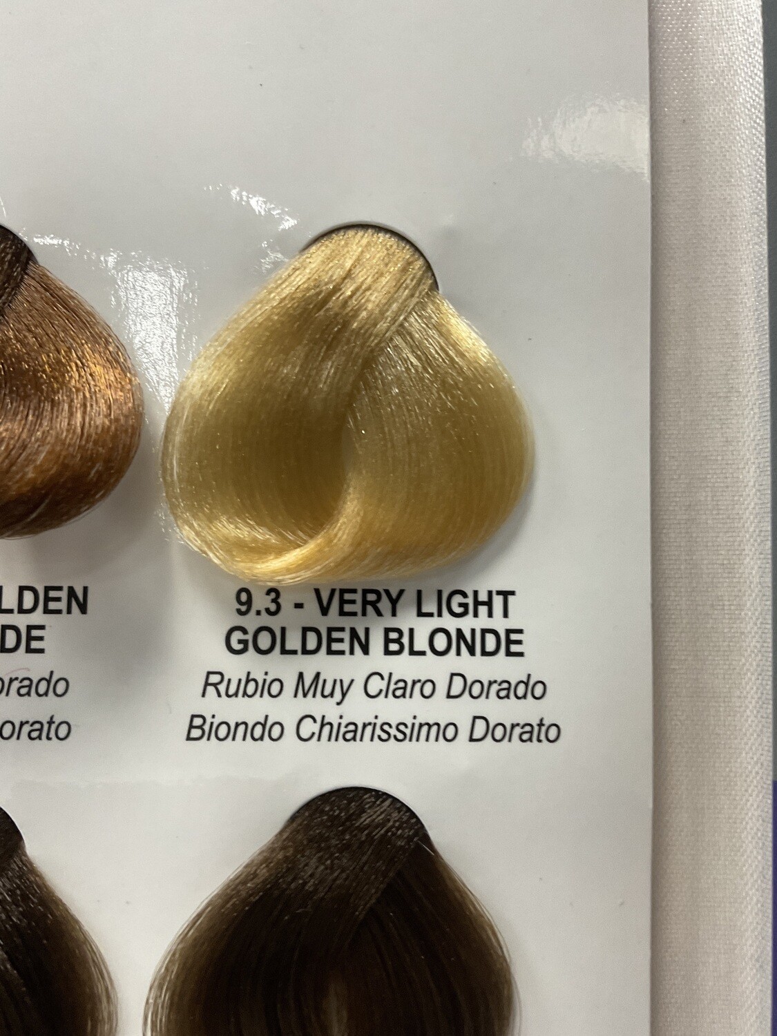 Lady Republic Hair Color Very Light Golden Blonde 9.3
