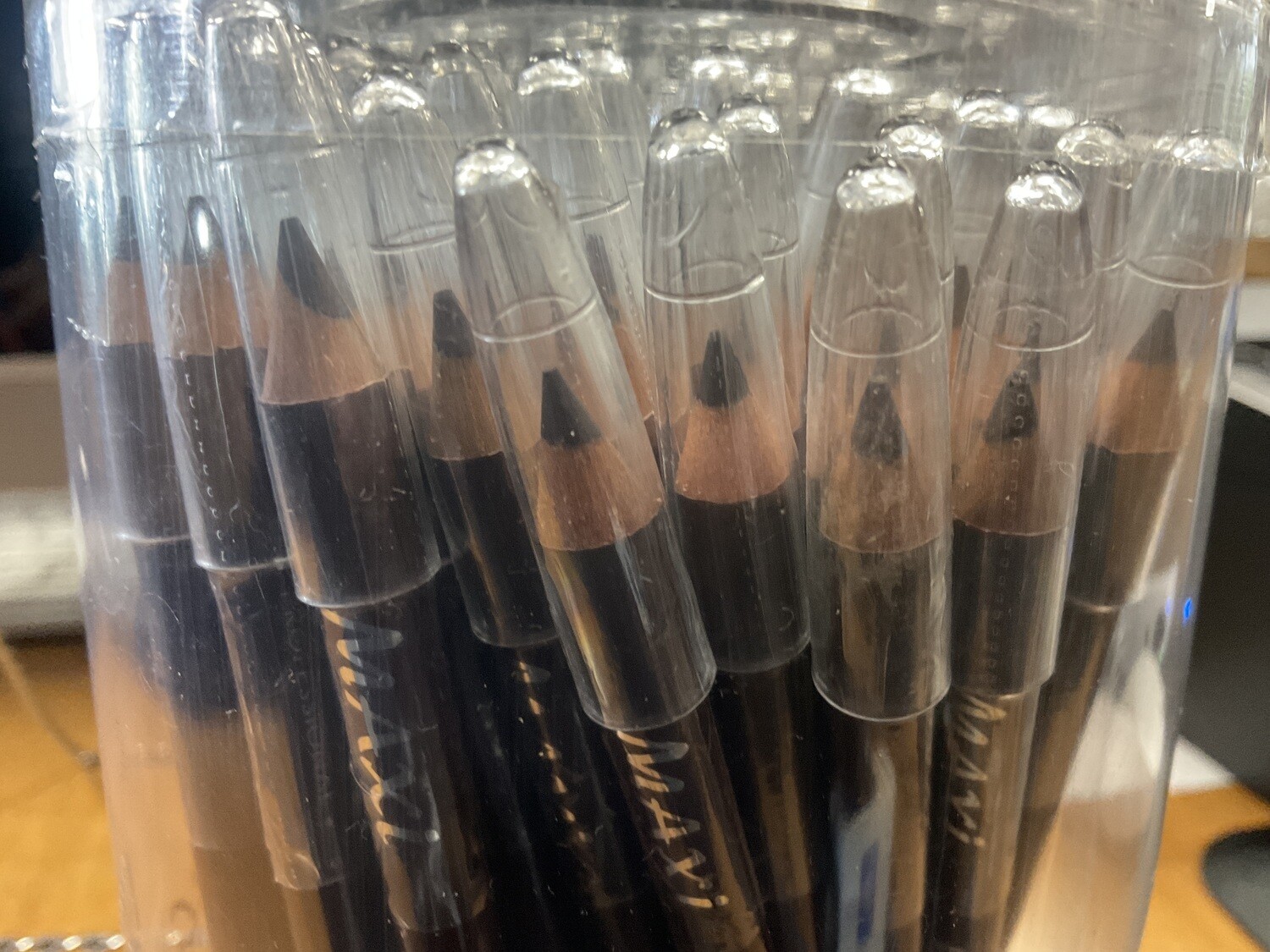 Maxi Professional Brown Eyeliner