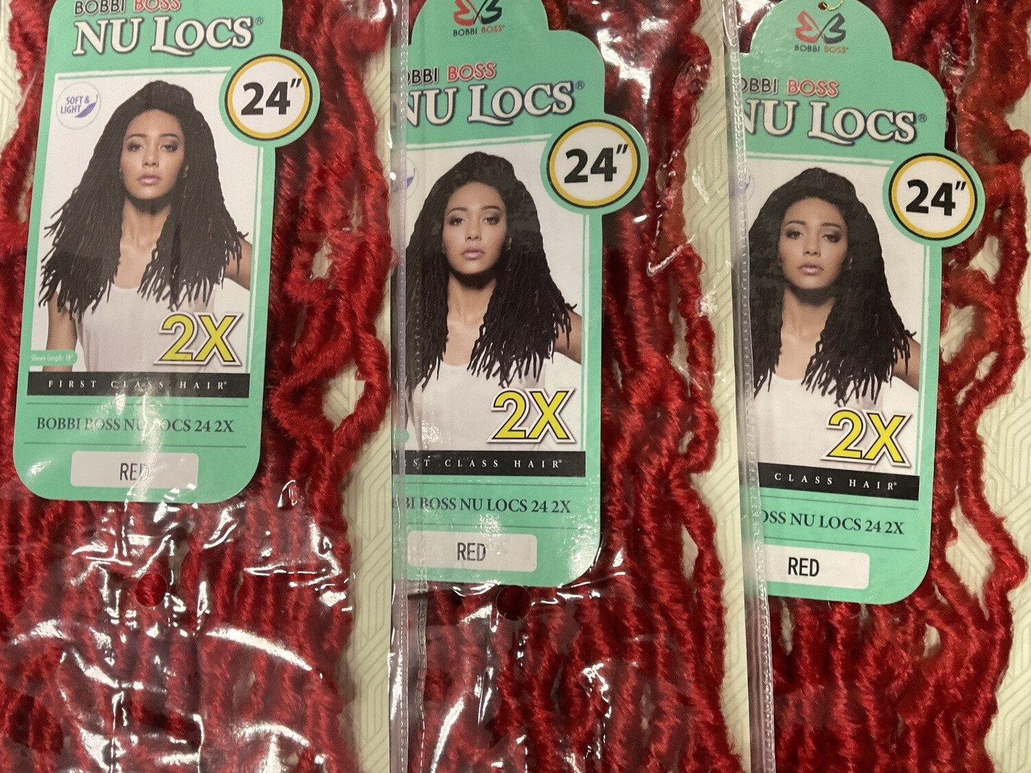 Bobbi Boss Nu Locs Pre-Made Loop 24 2X #Red.