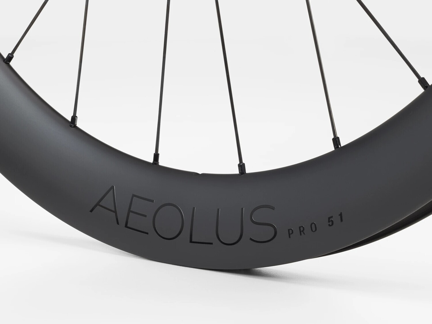 【完成車外し】BONTRAGER AEOLUS PRO 51 TLR DISC BONTRAGER Aeolus Pro 51 TLR Disc | トライアスロンのことなら