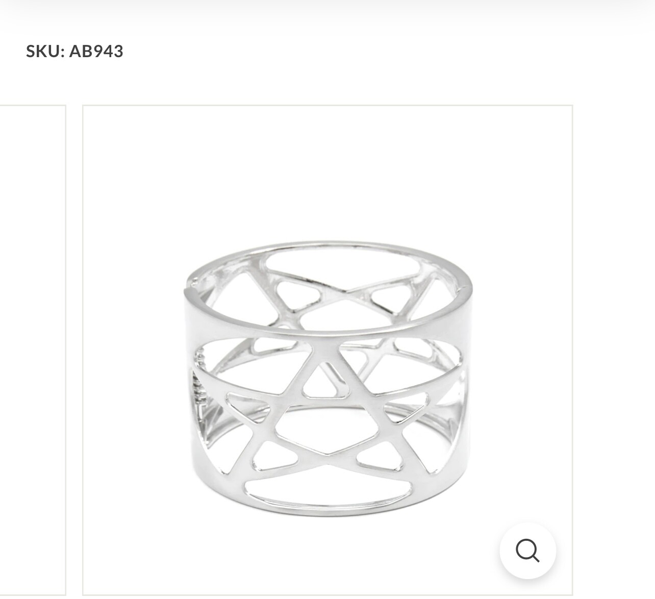 Zenzii Matte Silver Bangle w/Star Design , Color: M Silver