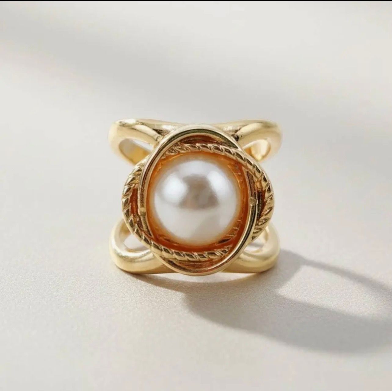 Scarf Ring, Color: Gold