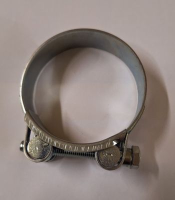 02619 68-73 MM WIDE HOSE CLIP