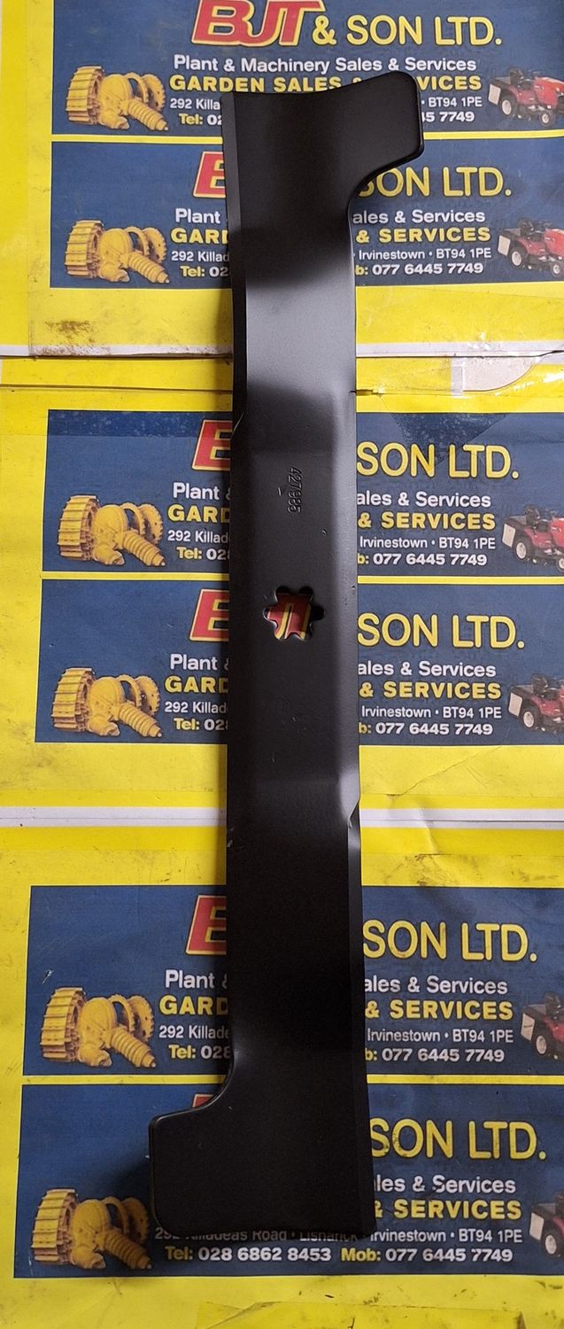 AYP 427985 MOWER R/H BLADE  500MM
