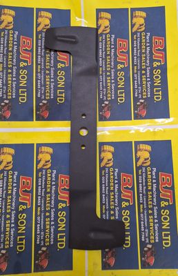 82004344 MOWER  BLADE HONDA LEFT - 18"