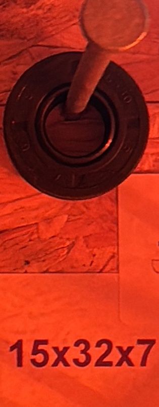 OILSEAL 15X32X07