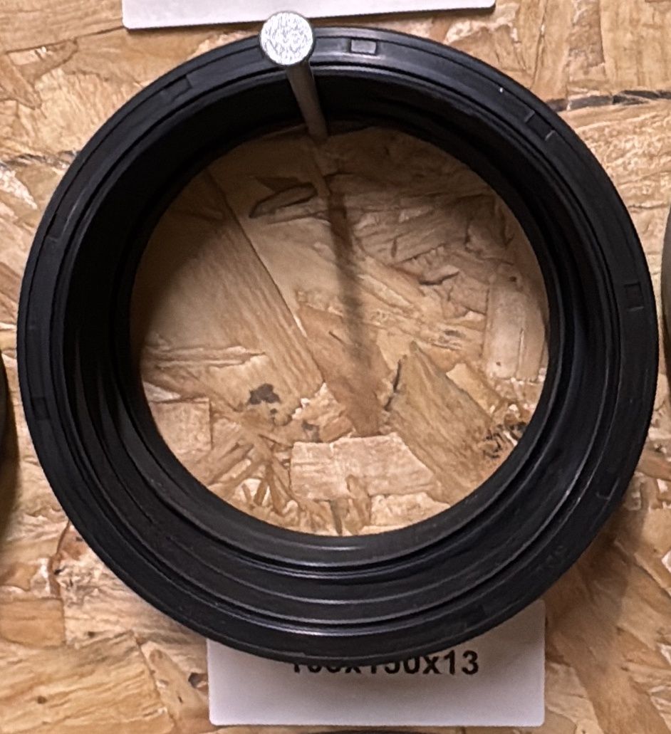 OIL SEAL 105X130X13