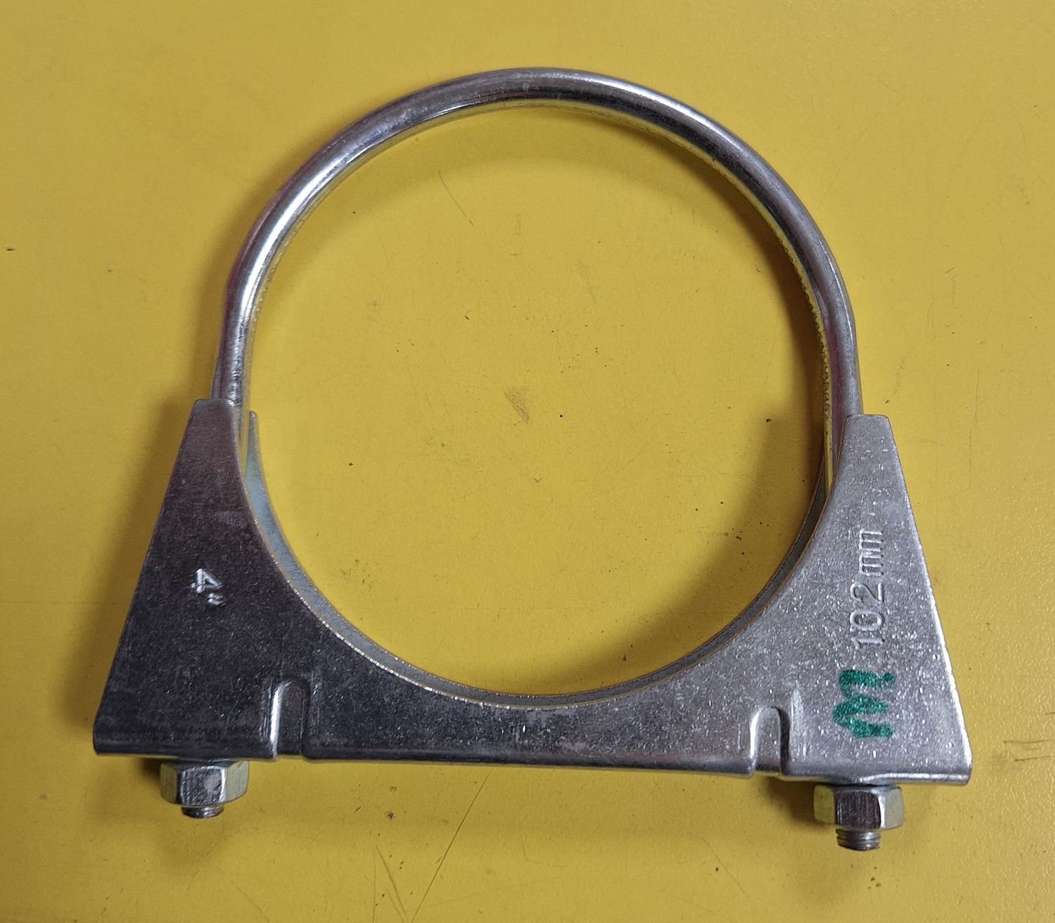 M102 EXHAUST CLAMP