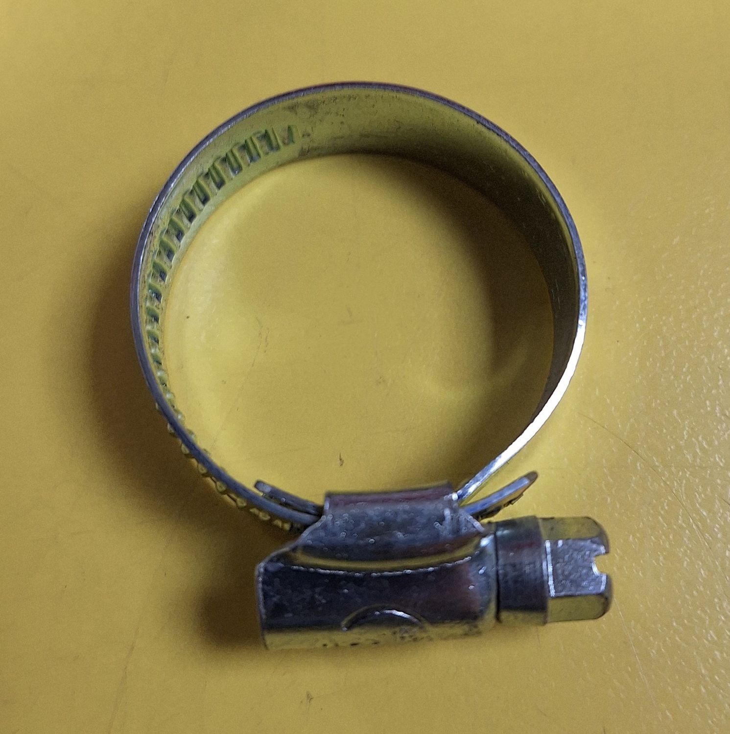 HC30 HOSE CLIP 30MM S/B HOSE CLIP 26-38MM