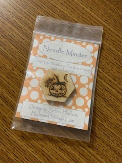Pumpkin Needle Minder