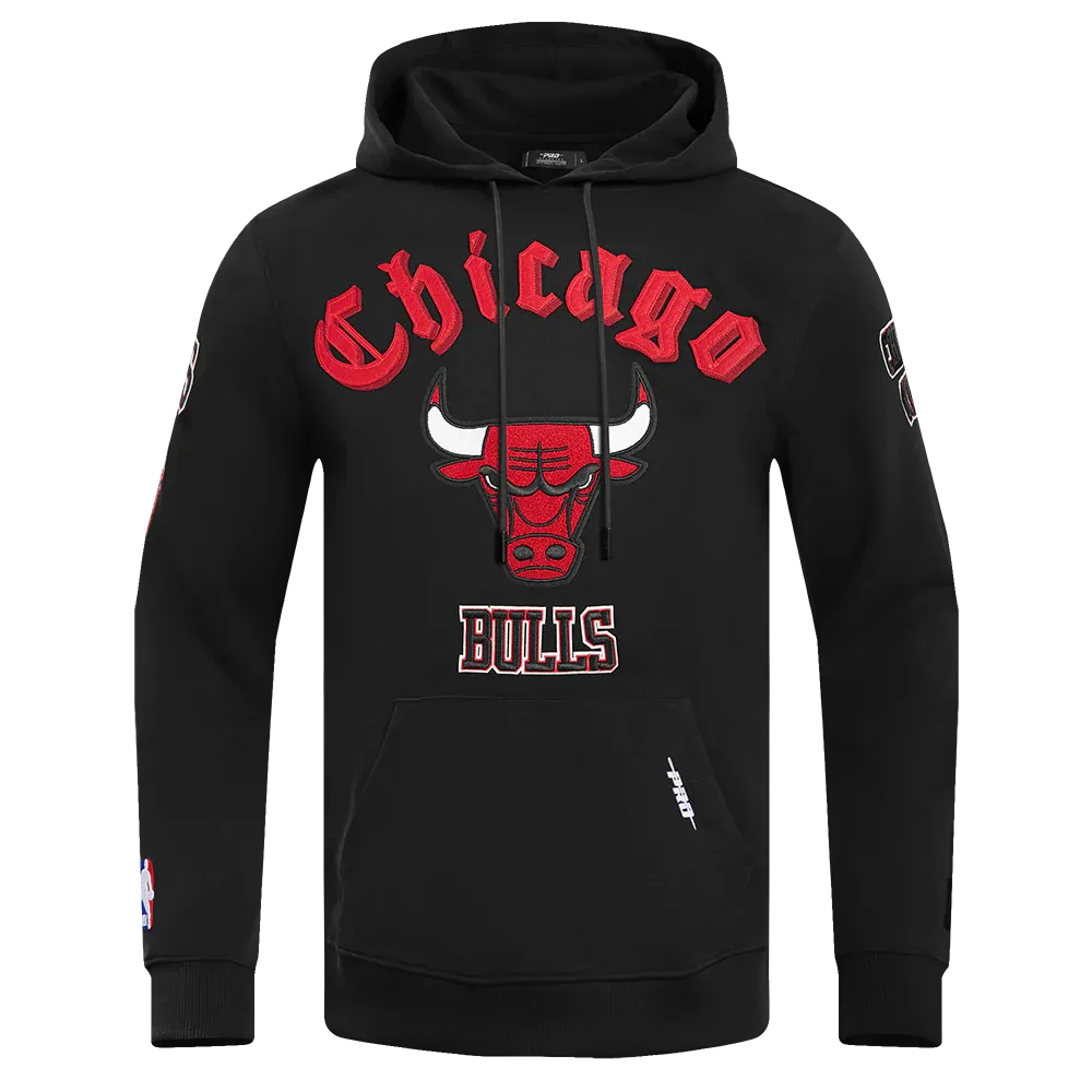 NBA CHICAGO BULLS OLD ENGLISH MEN&#39;S PULLOVER HOODIE