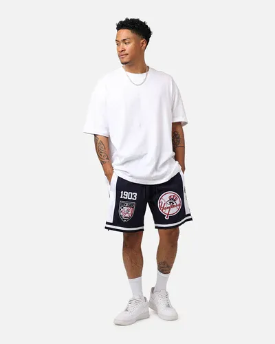 New York Yankees Fast Lane 2.0 Shorts 