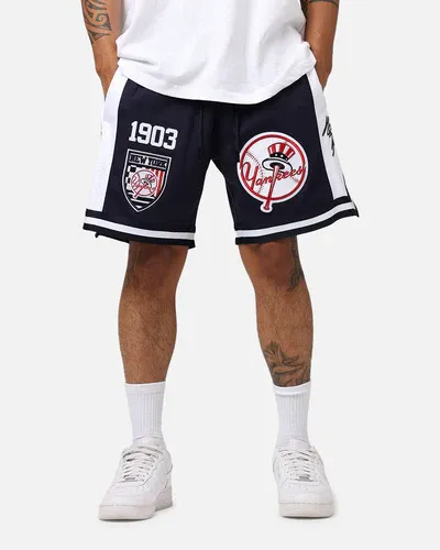New York Yankees Fast Lane 2.0 Shorts 