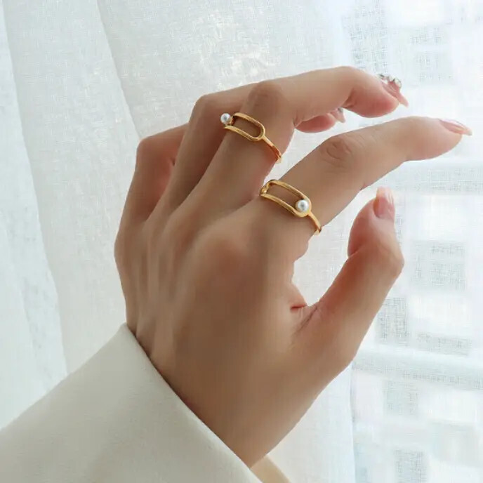 Plated Pearl, Color: Gold, Size: 7