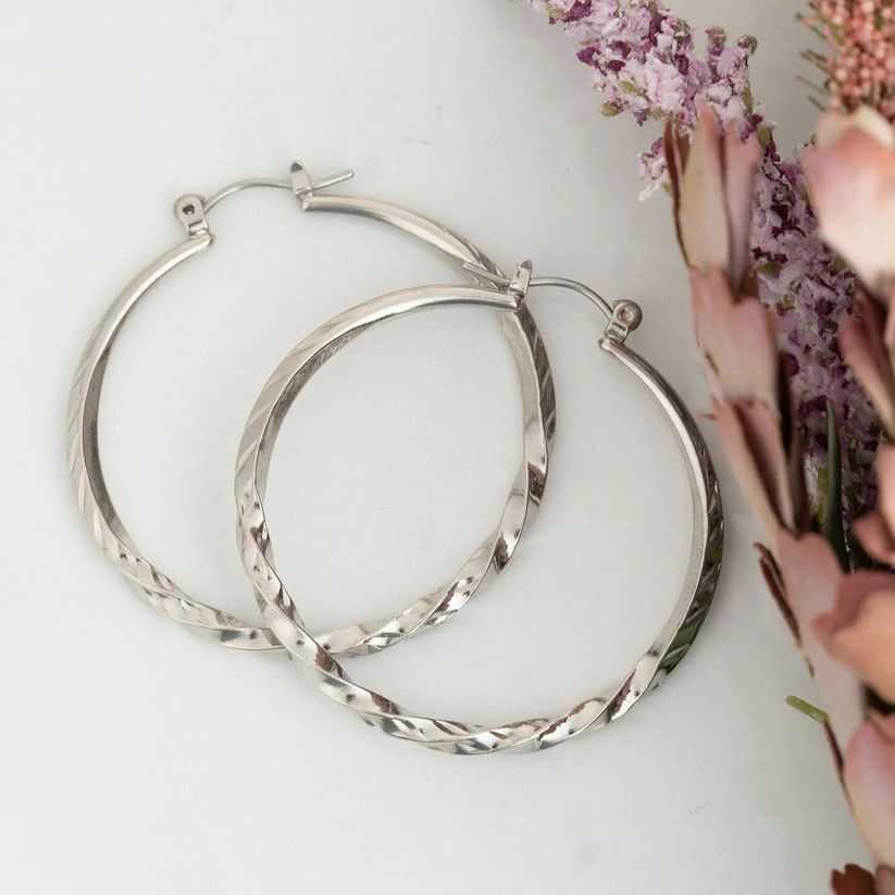 Twist Hoop Earring, Color: Silver, Size: O/S