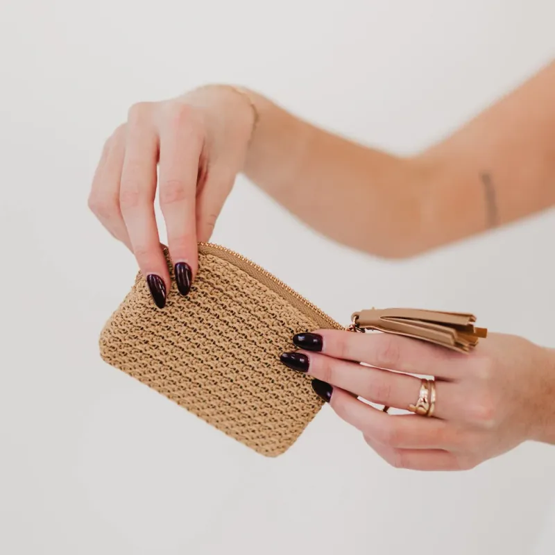 Raffia Clip Card Holder