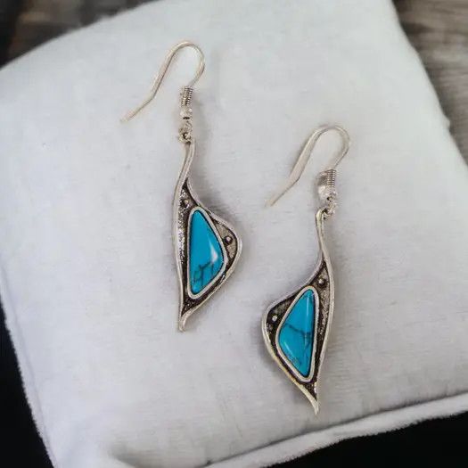 Brandi Abstract Earrings, Color: Silver, Size: O/S