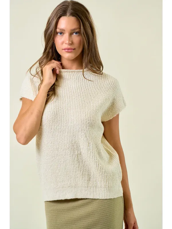 Mock Neck SSLV Top