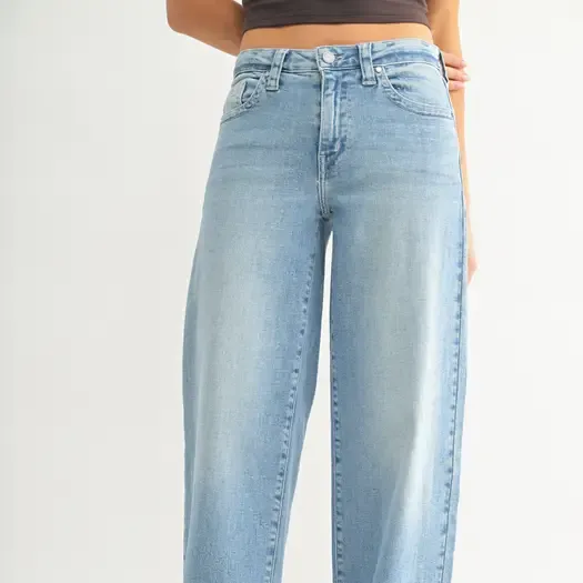 Low Slung Vintage Straight
