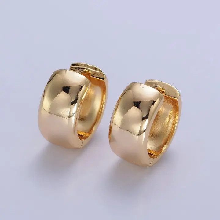 Chubby Huggie Hoop, Color: Gold, Size: O/S