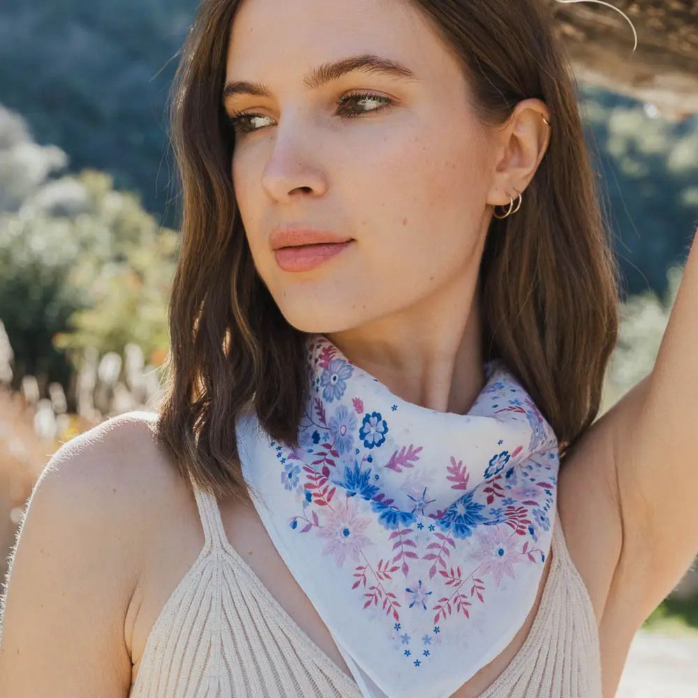 Floral Print Bandana, Color: Lavender, Size: 22x22