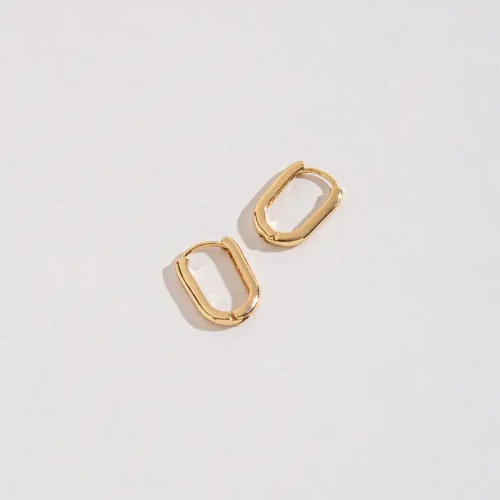 Link Huggie Hoop Earrings, Color: Gold, Size: O/S