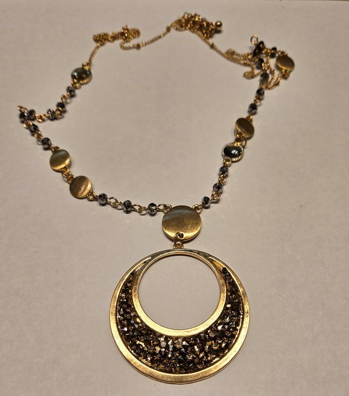 Gold/Hem Circle Pend