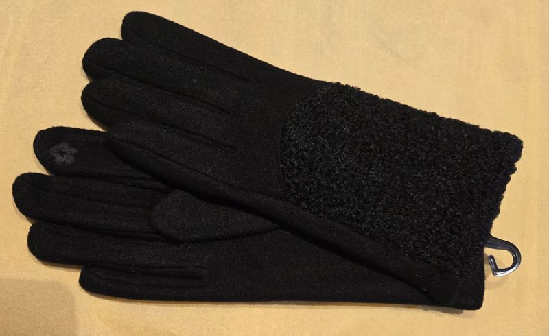 Black Gloves 2