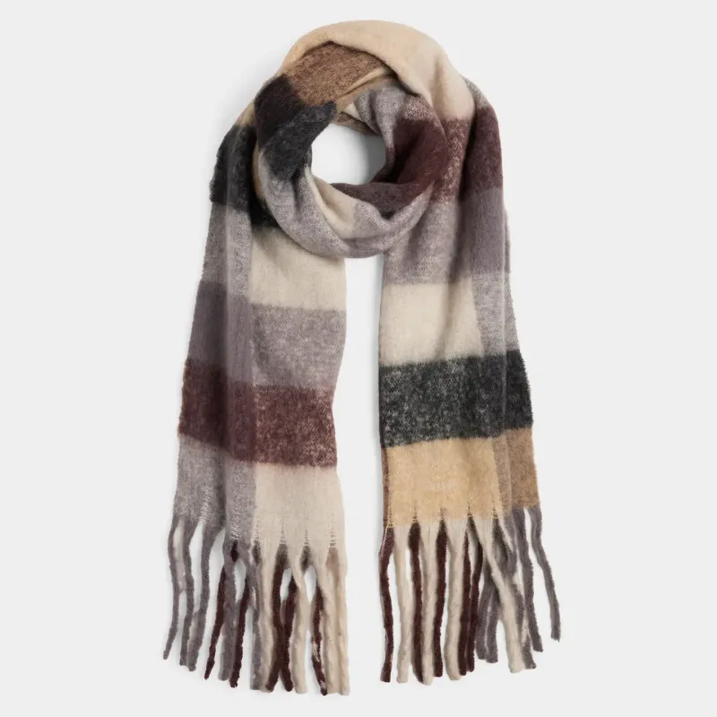 Light Flurries Scarf