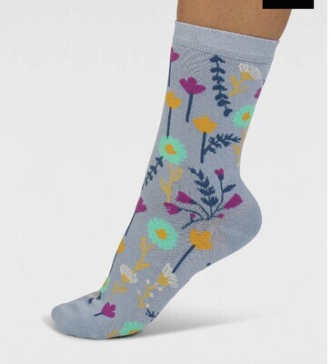 Women&#39;s Socks (11 Patterns)